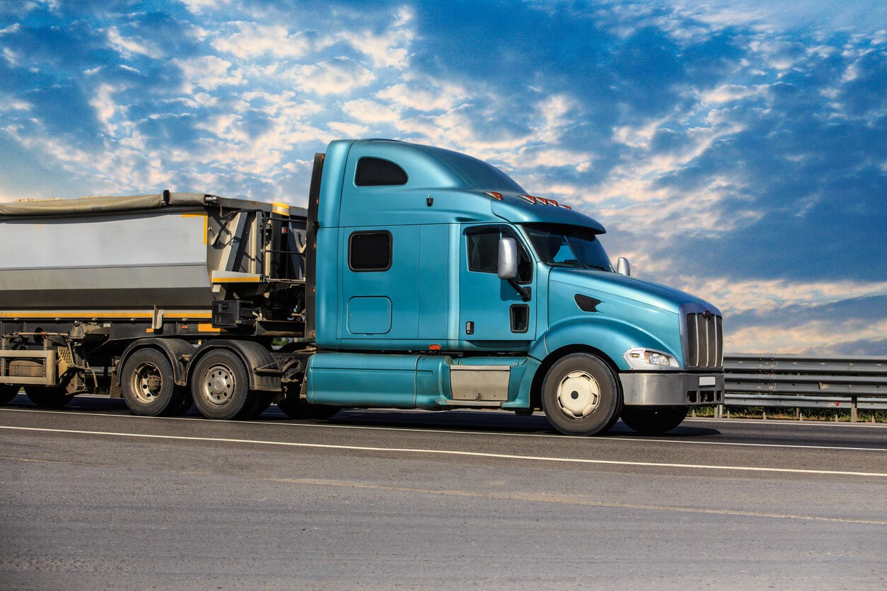 Trucking Jobs Experience Slight Uptick in May 2023