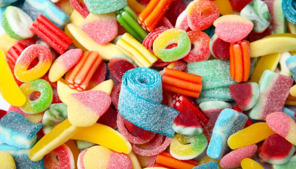 Man_Bribes_Massachusetts_State_Troopers_with_Candy