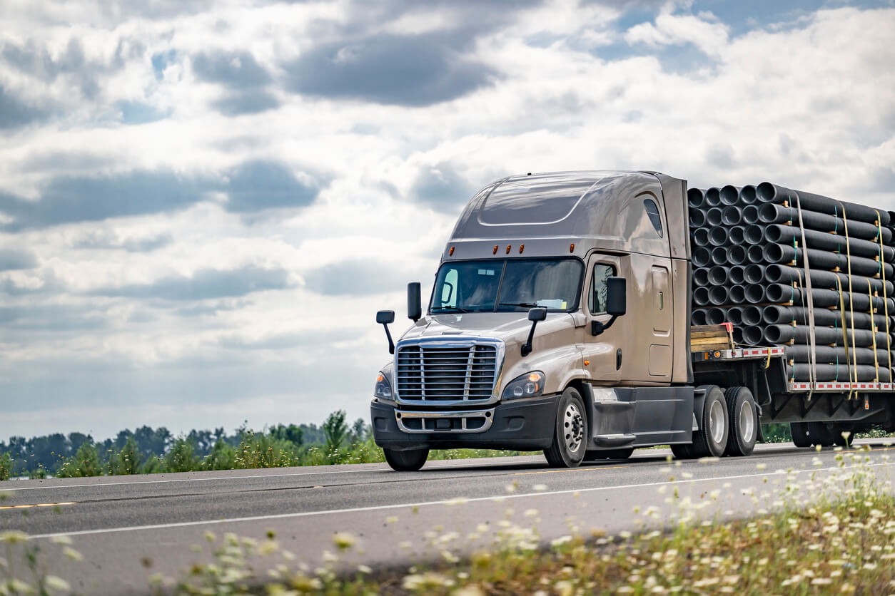 Trucking Tonnage Stays Steady